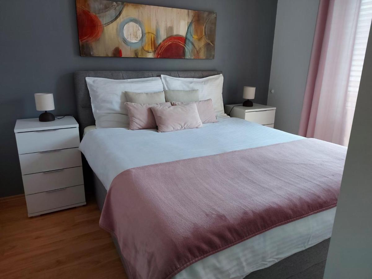 Apartament Apartman Larisa Kampor Zewnętrze zdjęcie